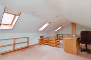 Attic space- click for photo gallery